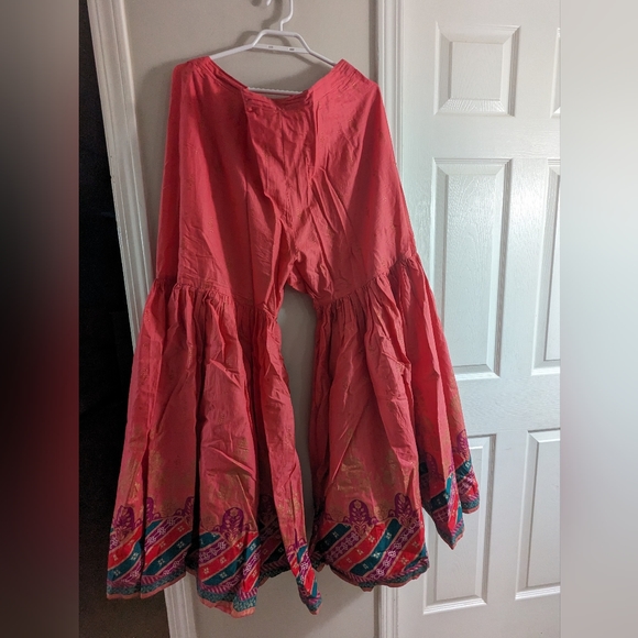 Limelight pk 2 Piece Lawn Suit-Embroidered (Pret) - Picture 3 of 6